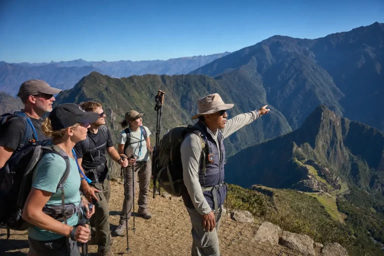 group of friends in cusco